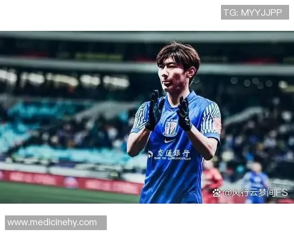 杨皓宇精彩破门助力上海申花赢得关键比赛胜利 杨皓宇精彩破门助力上海申花赢得关键比赛胜利