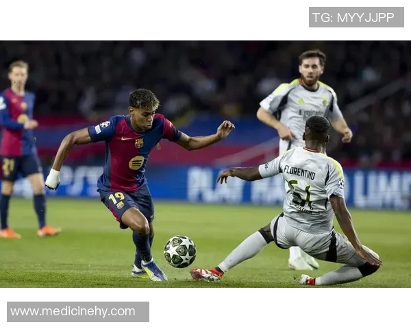 巴萨亚马尔欧冠破门助球队晋级精彩瞬间回顾