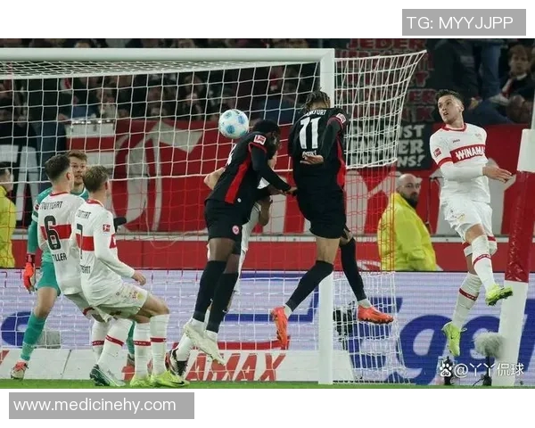 法兰克福主场大胜！击败RB莱比锡，豪取关键胜利